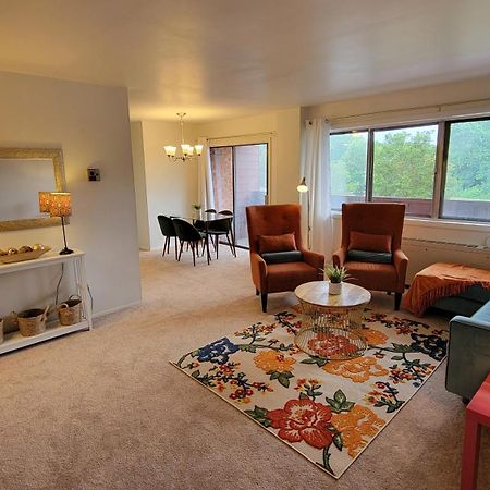 Apartment, One Bedroom Arlington Dış mekan fotoğraf